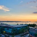 Amberside Danga Bay Sea View 3R3B 10Pax